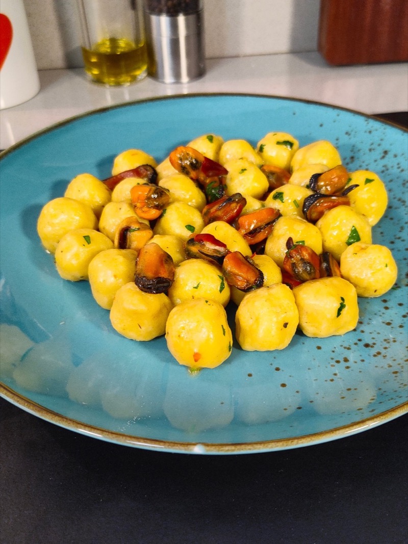 Gnocchi di pane con cozze