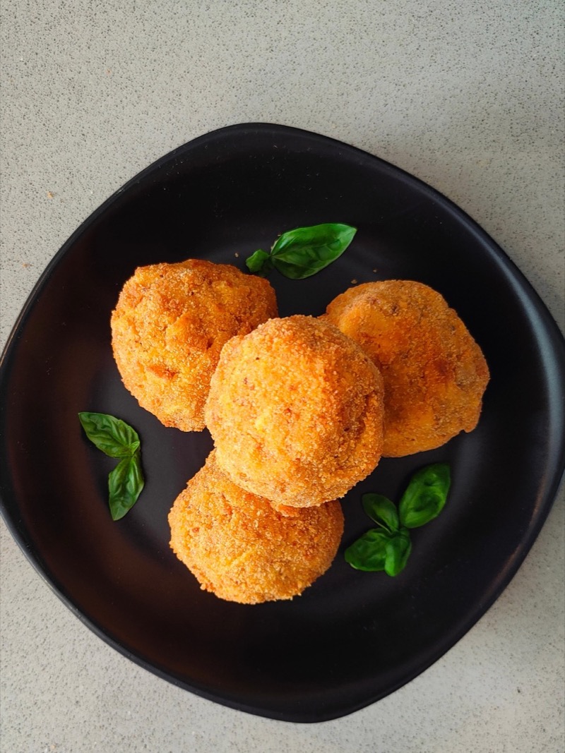 Fried fettuccine