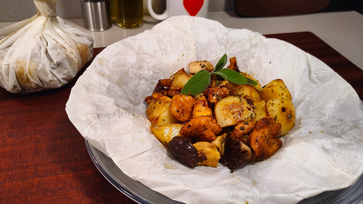 Champignons en gebakken aardappelen