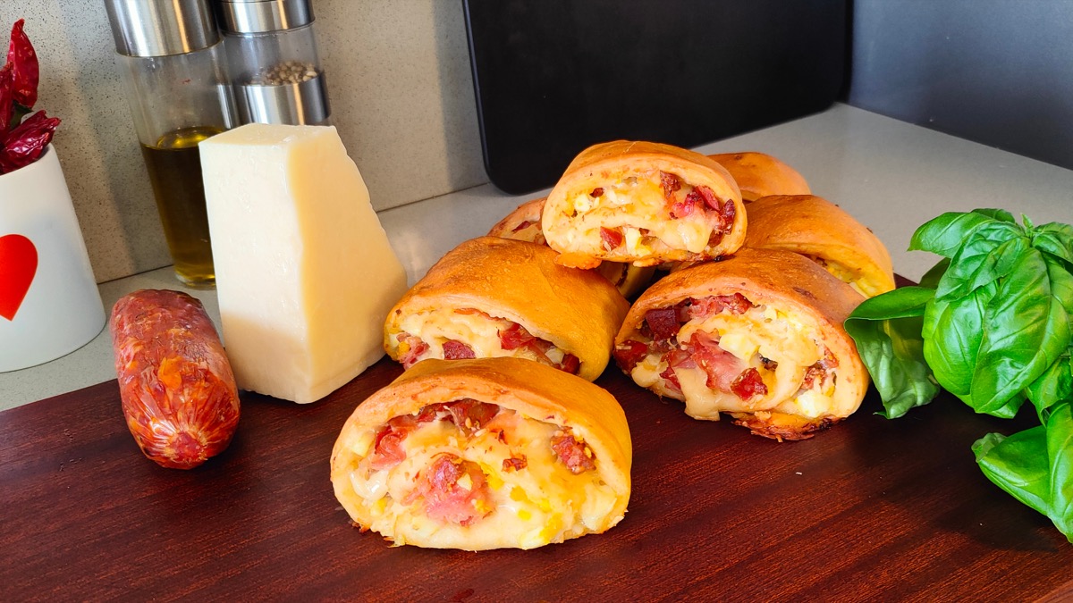 Neapolitan sandwiches